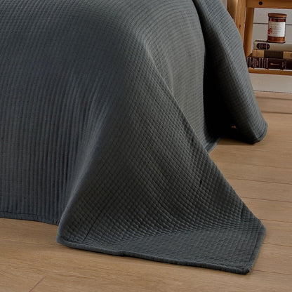 Hotel Collection 240 x 260 cm Quilted Bedspread in Sustainable Cotton Soft and Durable White and Grey Bedding for Elegant Bedroom Decor by OLIVIA ROCCO