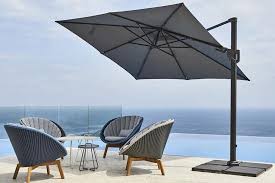 Pagoda 2.5 x 2.5m Deluxe Overhanging Square Parasol Grey