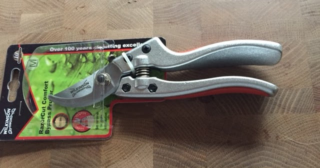 Wilkinson Sword Bypass Pruner