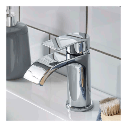 Bella Mono Basin mixer with push waste