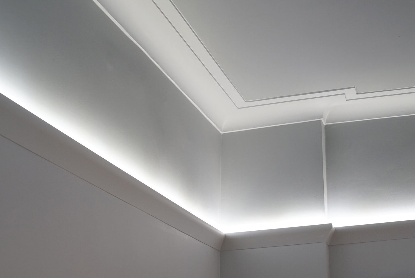 NMC Il3 LED Lighting Coving