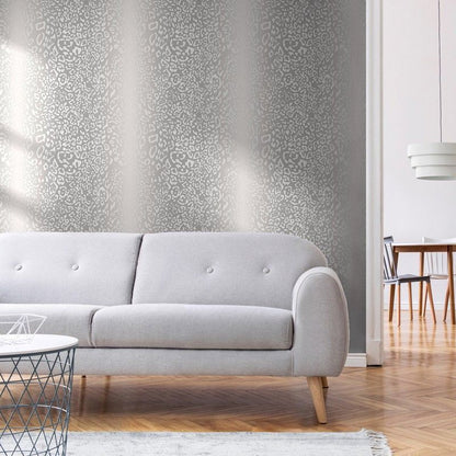 Muriva Leopard Skin Silver Wallpaper (168501)