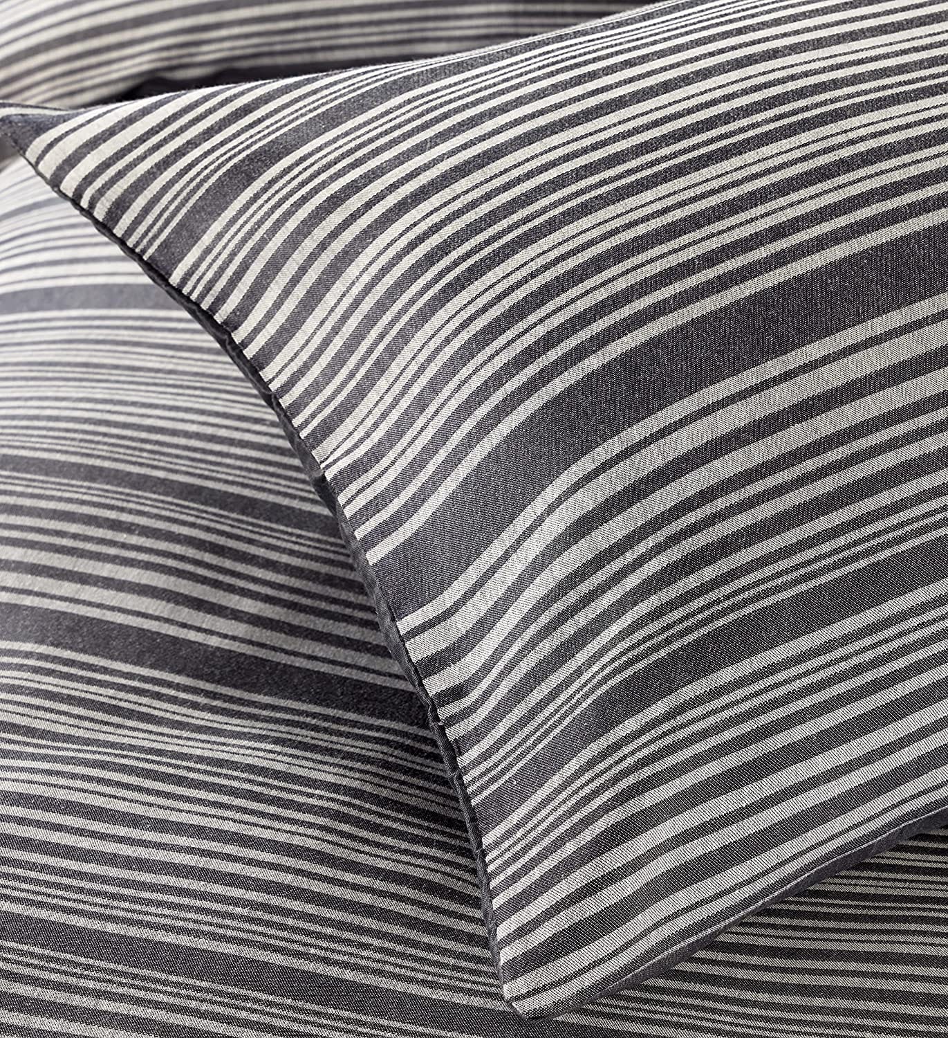 Stripe Jacquard Reversible Cotton Blend Duvet Cover Set with Pillowcases Luxurious Eco-Friendly Bedding for Master and Guest Bedrooms Multiple Sizes and Colours by OLIVIA ROCCO